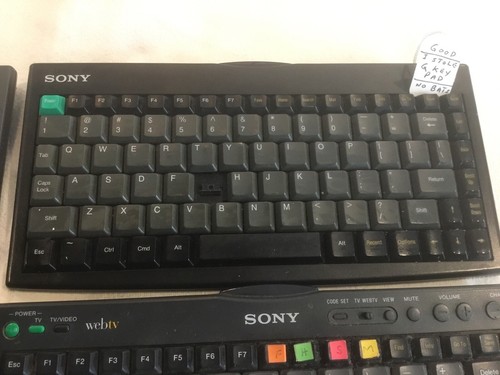 4 WebTv Wireless Keyboards 3-Sony, 1-Phillips Model SWK-8630/8640 W/ 4 S cables - Picture 4 of 12