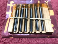 Vtg. 2 Hanson-Whitney Tap sets, 4 flute 10-24 HSS GH-1. #12321, 12322, 12323.NOS
