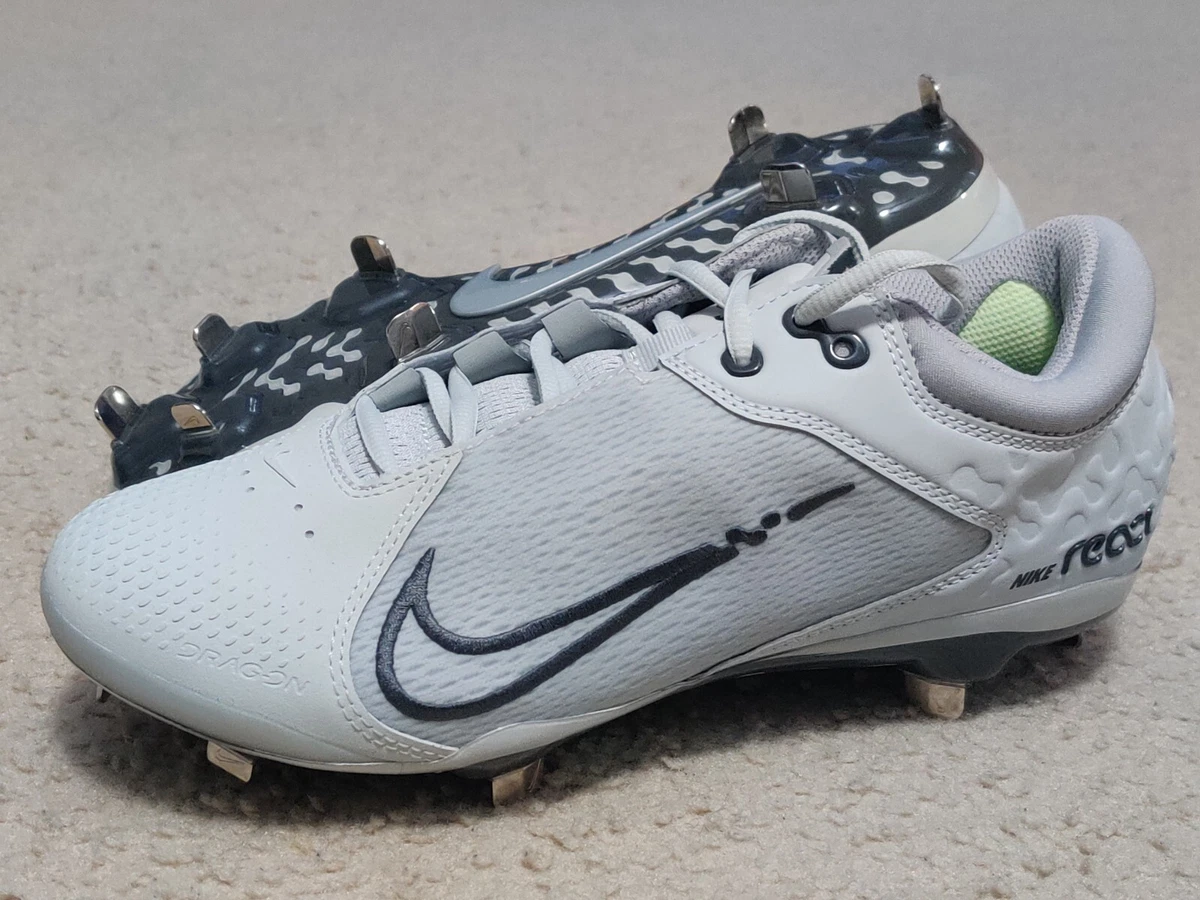 Cheap metal deals softball cleats