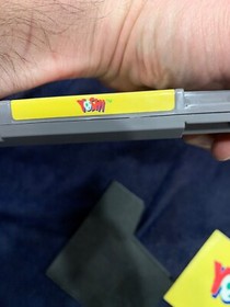 NES Yoshi Nintendo Video Game Box Dust Cover Instruction Booklet