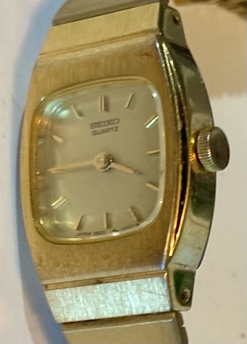 Seiko Quartz Ladies Watch 2B20-5020 - Picture 2 of 4