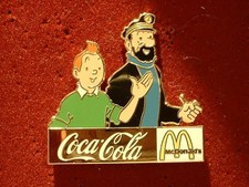 PIN'S TINTIN AND CAPTAIN HADDOCK - GREEN POLO SHIRT - WHITE COCA - 10 Ex