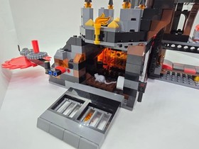 LEGO NEXO KNIGHTS Jestro's Volcano Lair 70323 Jestro's Evil Mobile 70316 As Is