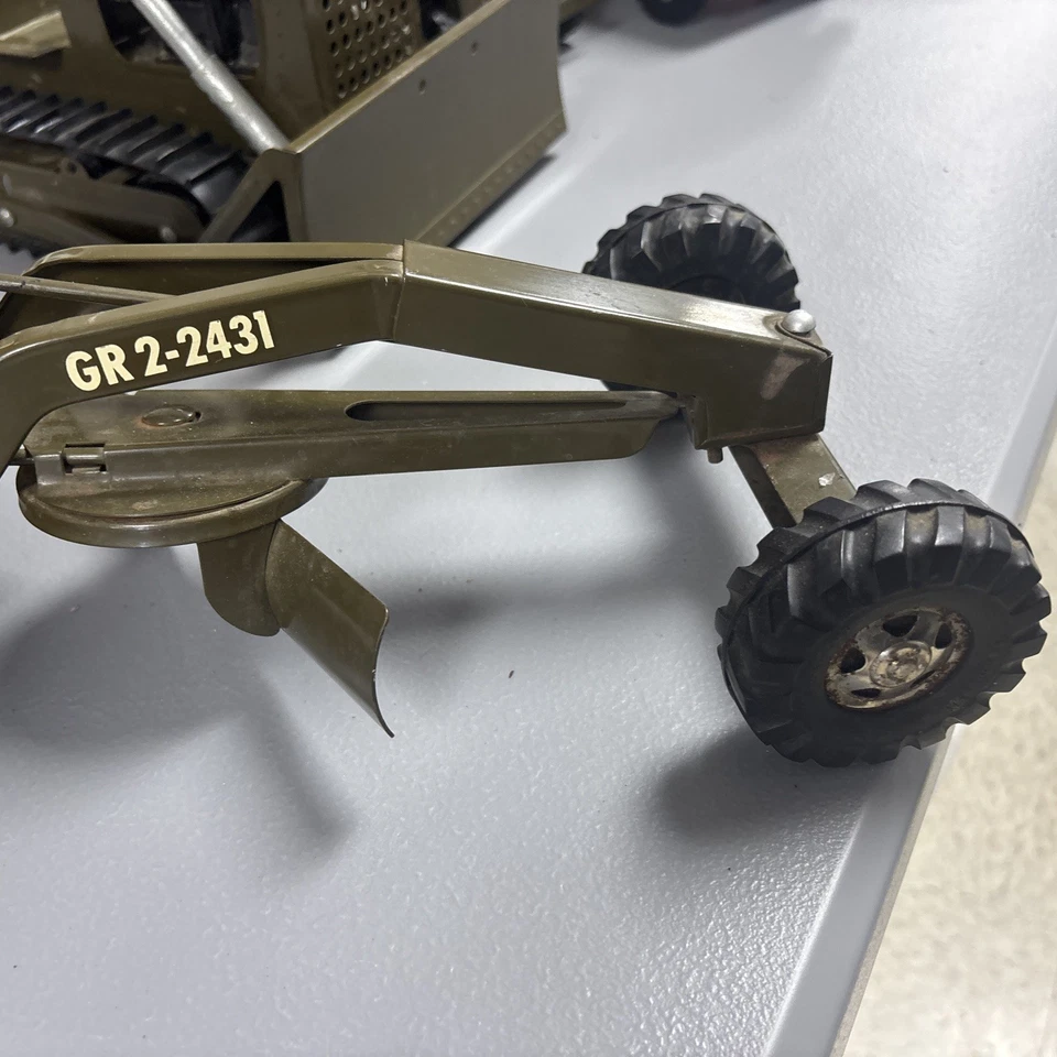 Tonka Green Military Vehicles (1960's), Complete Set of Series GR2-2431 - Image 2 of 4