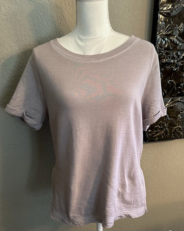 athleta zephyr tee short sleeve cuffed sleeves shirt