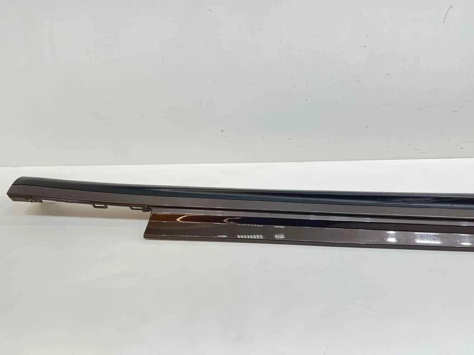 2014-2024 Maserati Quattroporte balancín derecho moldeado OEM 670010639 MARRÓN_525 Foto 2 de 4