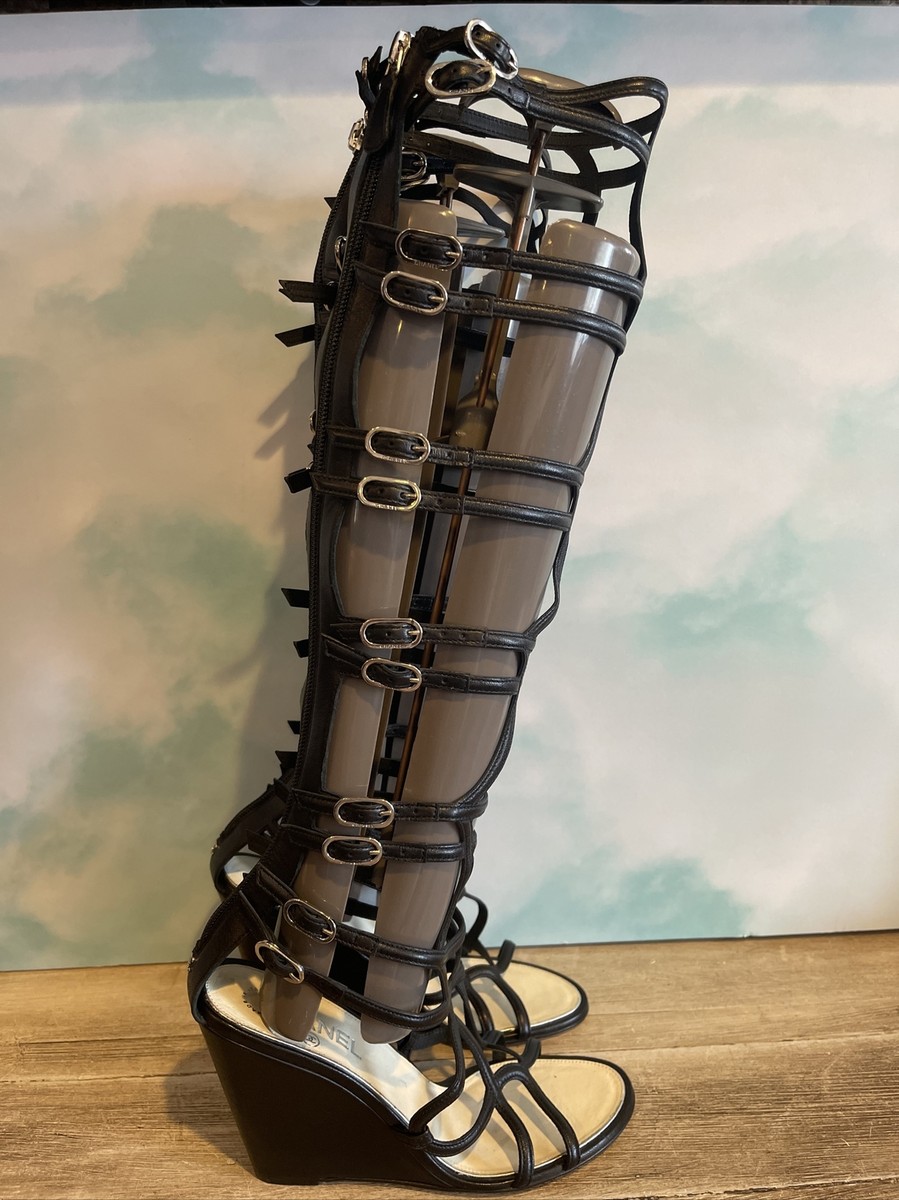 シャネルヒール Chanel Leather Gladiator Open Toe Wedge Heel Sandal Size 38
