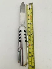 Tool Bench Hardware 8-in-1 Multiuse Knife