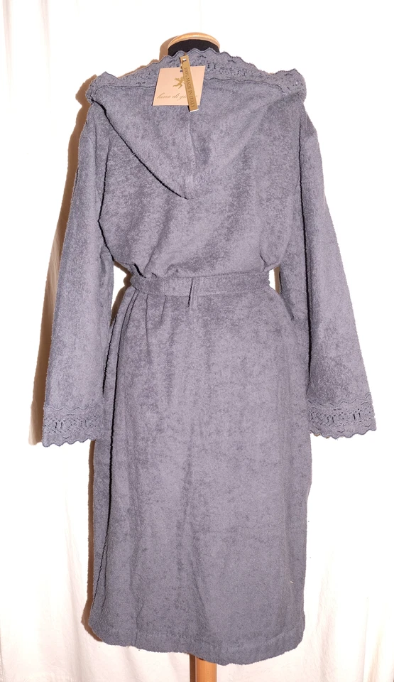 LUNA DI GIORNO Kapuzen Bademantel Saunamantel mit Lochstickerei grau L/XL NEU - Bild 3 von 4