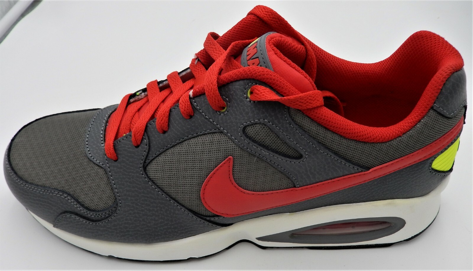 nike air max coliseum racer