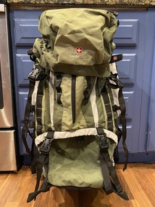 swiss gear hydration backpack