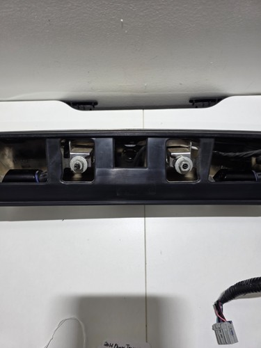 2013 2014 2015 2016 2017 Chevrolet Traverse Chrome Liftgate Handle w/ Camera - Picture 12 of 13