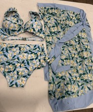 Womens 3 Piece Swim Set Medium NIB, Blue Floral