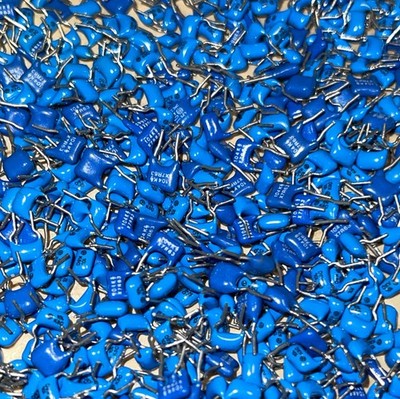 1000x MLCC 100nF 63V X7R Murata Siemens Philips Keramik Kondensatoren NOS Bulk