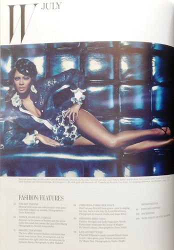 Beyonce, Christina Aguilera W Magazine July 2011 New - Picture 3 of 4