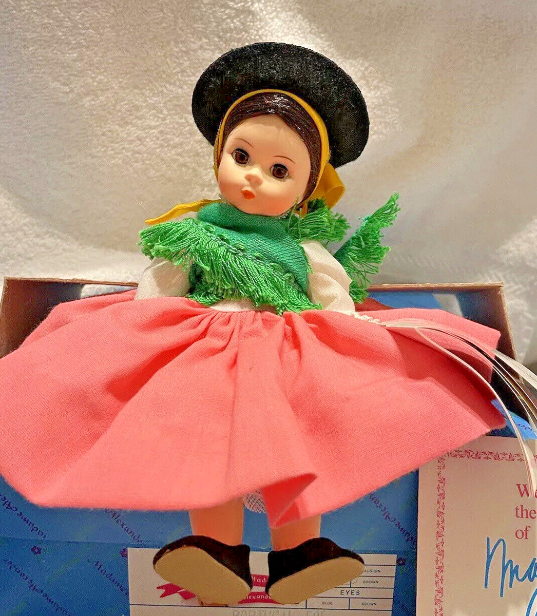 Madame Alexander Doll Vintage 1984 Rumania doll International 8