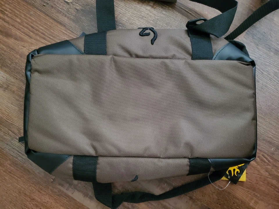 Browning Shooting Bag Fortress 2 Tone Black/brown range bag blind bag Hunting - Image 4 of 4