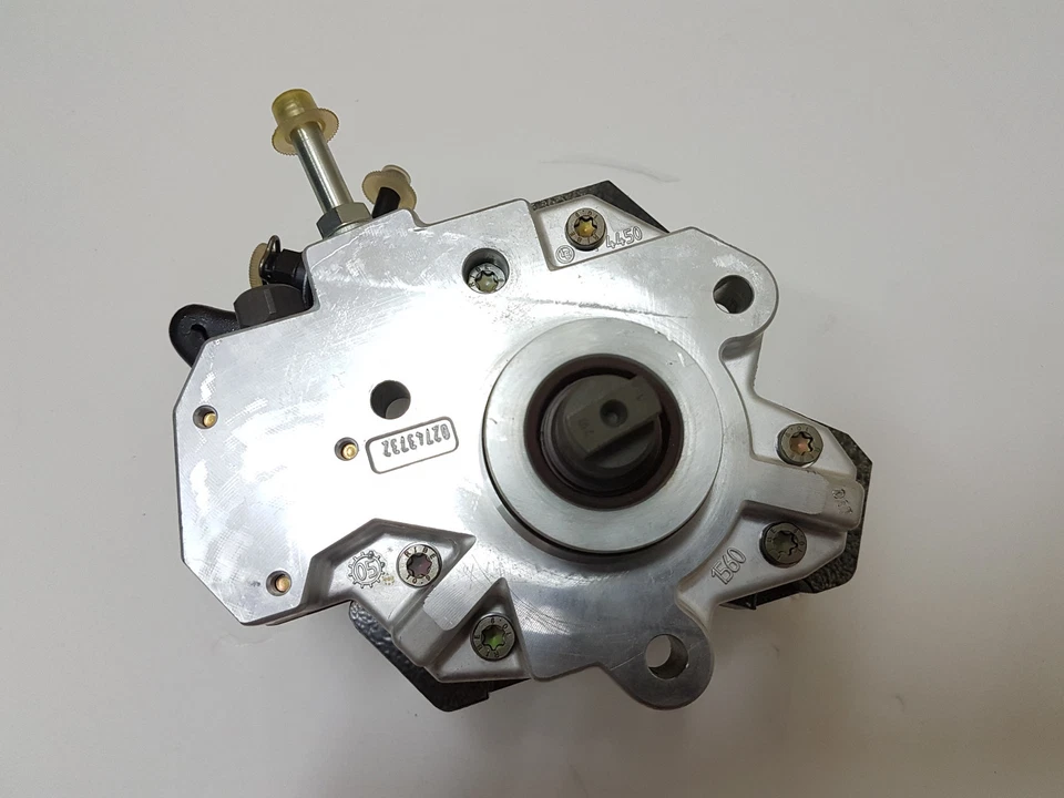 Новый дизельный топливный насос Bosch Common Rail CP3 0445010114 для Toyota Yaris 221003302 - Изображение 2 из 4