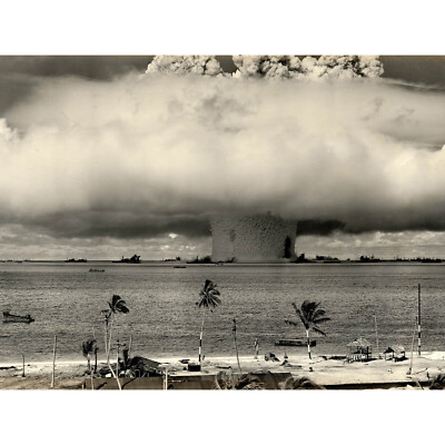 VINTAGE FOTOGRAFIE ATOMBOMBE PILZ WOLKE BIKINI KUNSTDRUCK POSTER 30X40 CM