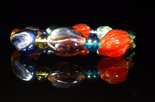 Bracciale multicolore in vetro arcobaleno - Foto 2 di 3