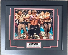 Mike Tyson Signed Framed Photo 11x14 Beckett & Tyson Hologram Authen Cops
