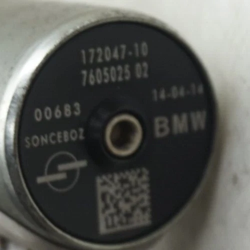 Solenoide de tiempo de válvula de árbol de levas de cabeza de cilindro izquierda OEM 2013-2018 BMW M6 F12 Foto 4 de 4