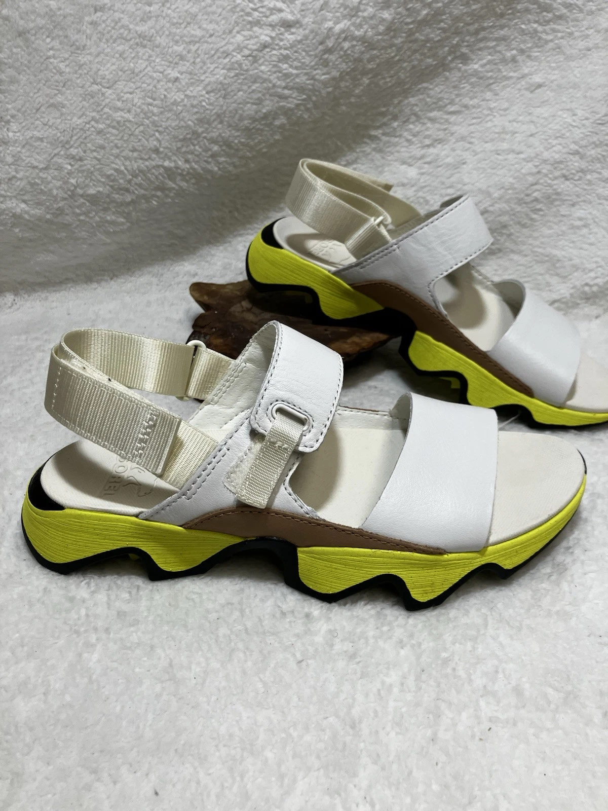 sorel kinetic impact all sling low worn once shoes