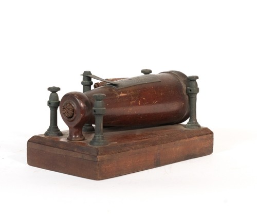 1873 Grigg's Conical Electro Magnetic Machine - Picture 2 of 12