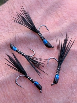 4 x Fliegenfischen Blue Flash Pulling Buzzers Forellen Buzzer Fliegen Größe 12