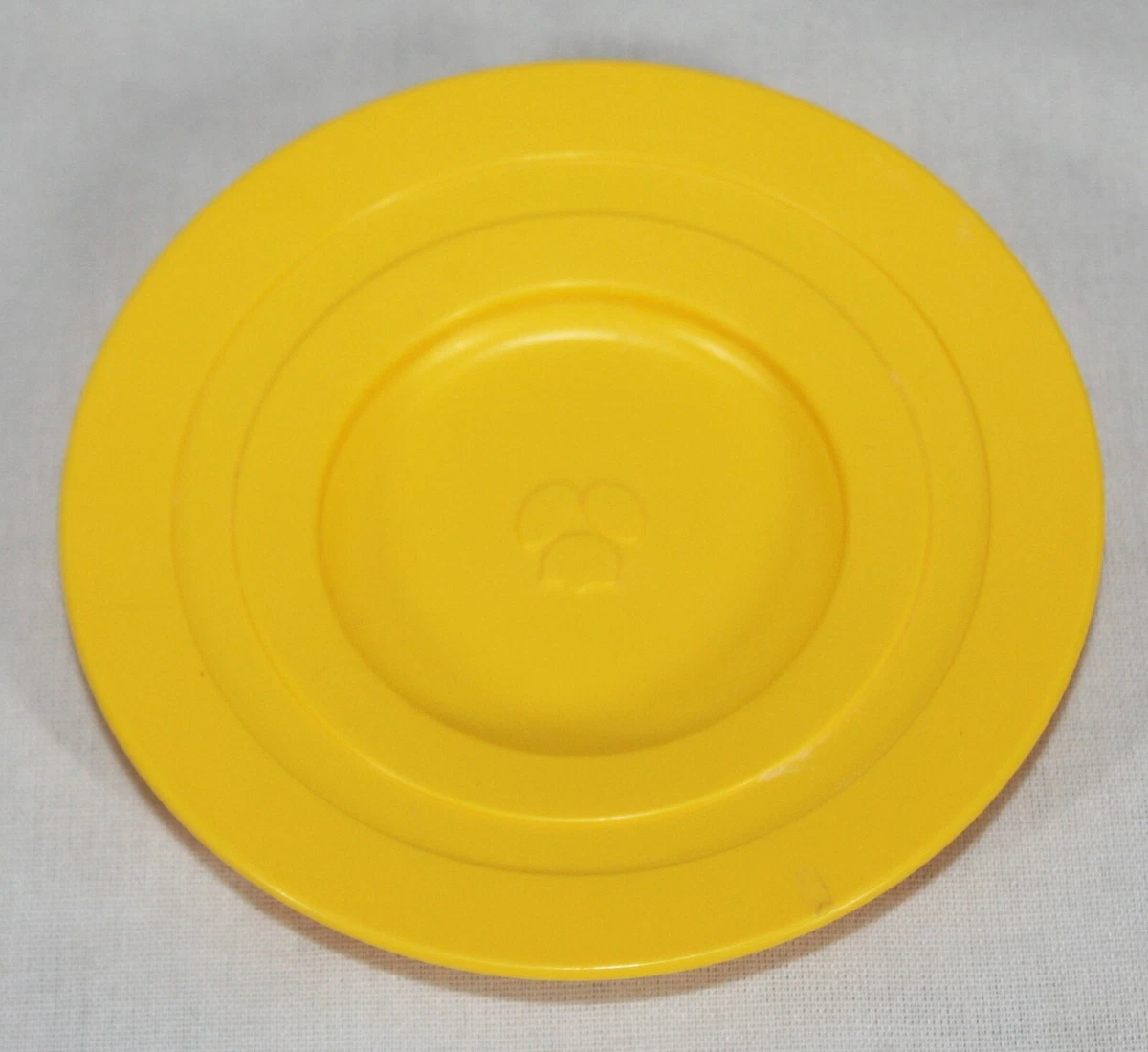 RARE VINTAGE PRETEND PLAY FISHER PRICE PAIR OF YELLOW PLASTIC 4