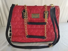 Betsy Johnson Quilted Hearts Handbag. Very Good Condition. 