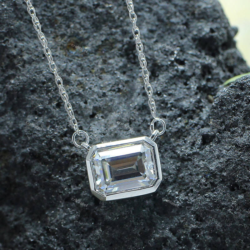 2ct Emerald Moissanite Bezel Setting Solitaire Pendant Necklace