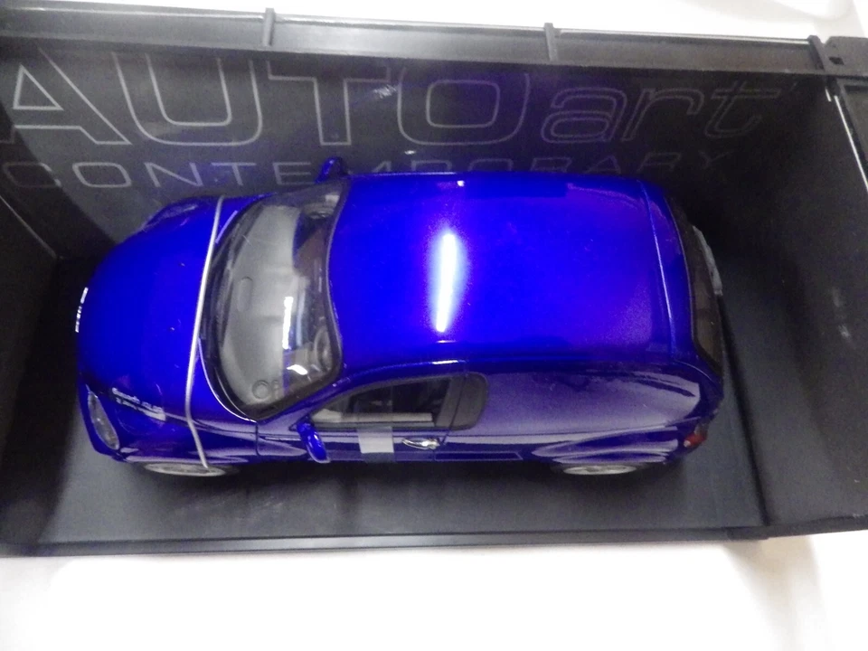 CHRYSLER PANEL CRUSER AUTOART 1/A8 CON SCATOLA - Immagine 3 di 4