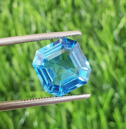 9.58 Ct Flawless Octagon Cut Lab Grown AAA Santa Maria Aquamarine Loose Gemstone - Picture 3 of 9