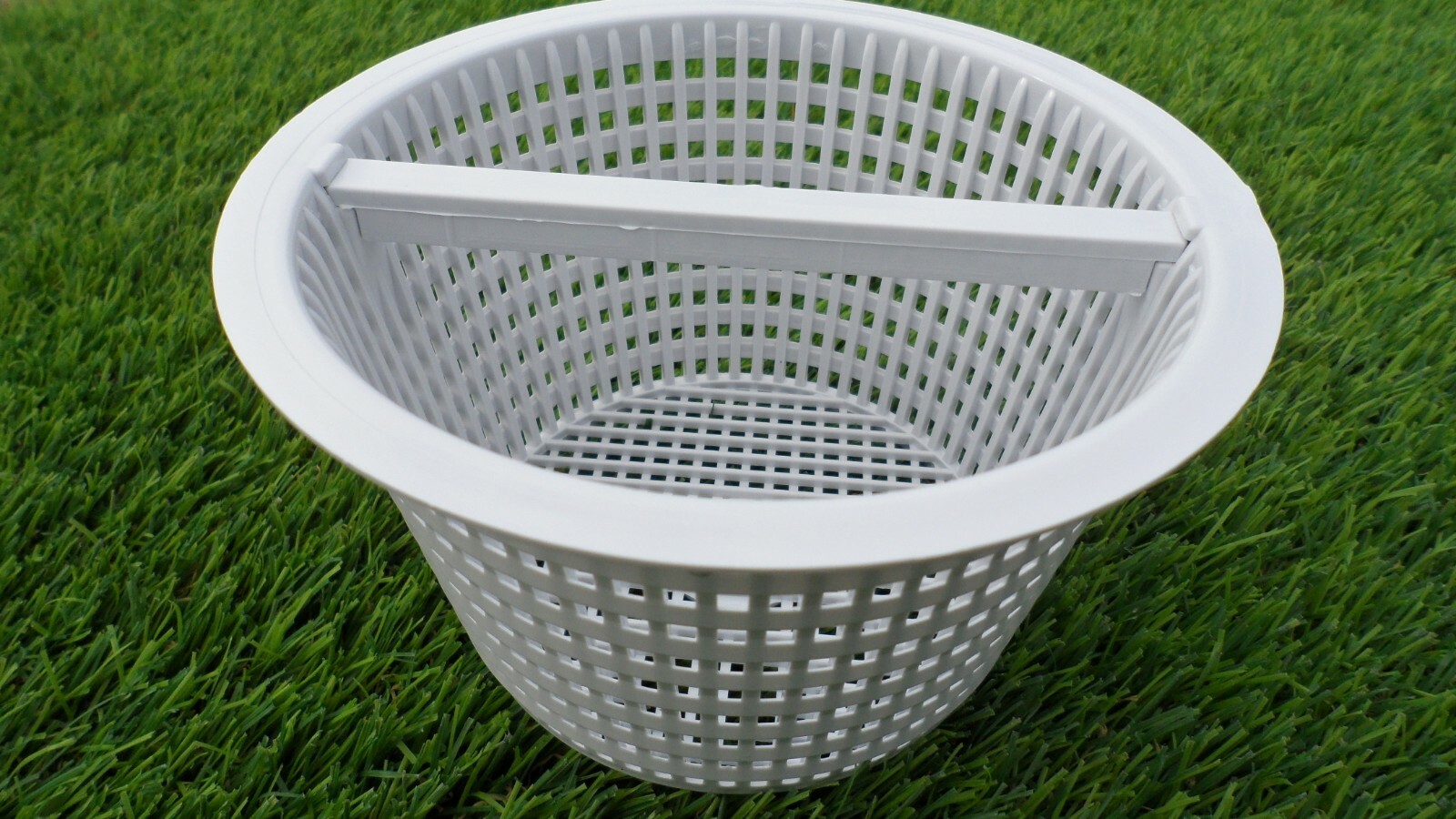 Hayward Small Skimmer Basket With Handle Spx1094Fa - White