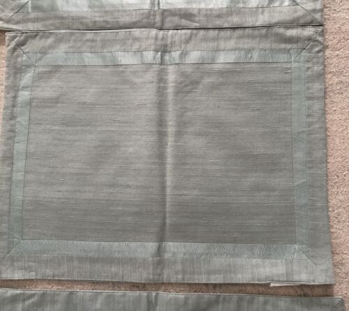 Crate And Barrel Set Of 4 Valencia Silk Cotton Placemats In Mineral Blue *READ - Picture 2 of 6