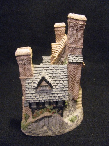 1983 David Winter Cottages HERTFORD COURT, Original Box, COA - Picture 5 of 9