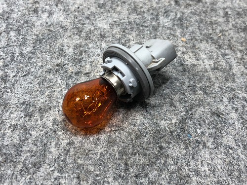 2004-2006 Pontiac GTO Turn Signal Park Light Lens Bulb Socket Genuine GM USED - Picture 5 of 11