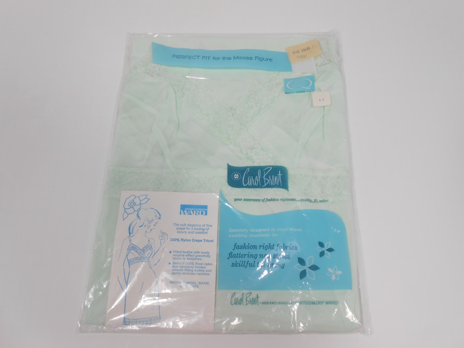  Vtg  60s  NEW Carol Brent Full Slip Montgomery Ward 100% Nylon, Lace  Sz: 14/36