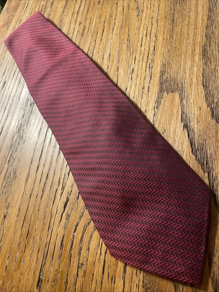 Corbata de alta costura Pierre Balmain usada en excelente estado para hombre hecha en EE. UU. HBT geométrica Foto 2 de 4