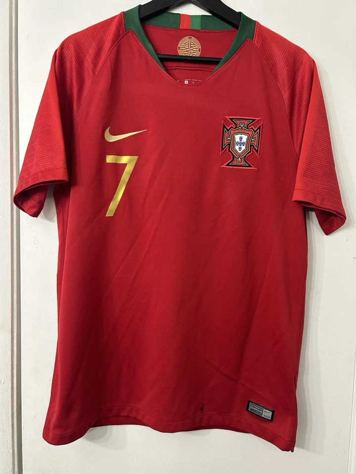 Authentic Nike Dri-Fit 2018 Portugal NT Soccer Ronaldo #7 Jersey 893877-687 Sz M - Image 3 of 4