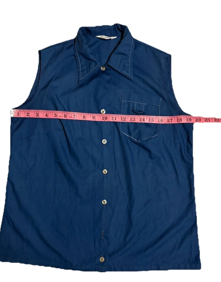 Ship'n Shore Sears Vintage 70s Blue Button Down Sleeveless Shirt pointed Collar - Image 2 of 4