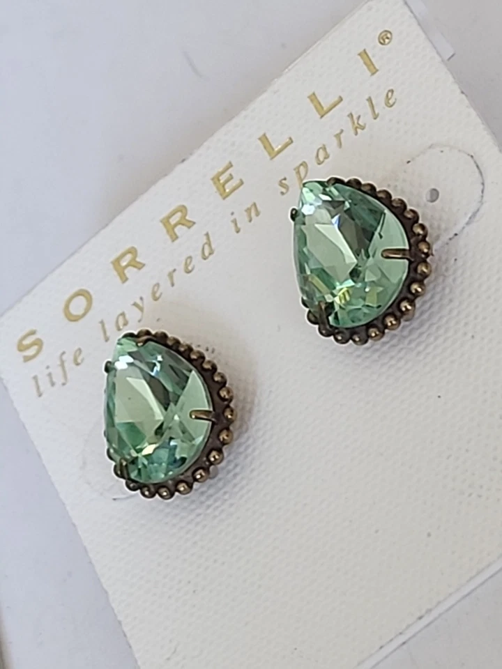 Nuevos aretes Sorrelli Eileen corte pera - volcán - cristal oro brillante latón Foto 3 de 4