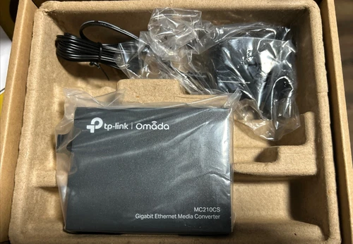 TP-Link MC210CS Gigabit Ethernet Media Converter Omada