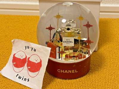 CHANEL N°5 Schneekugel Kuppel Weihnachten Neuheit VIP Limited Edition 2022