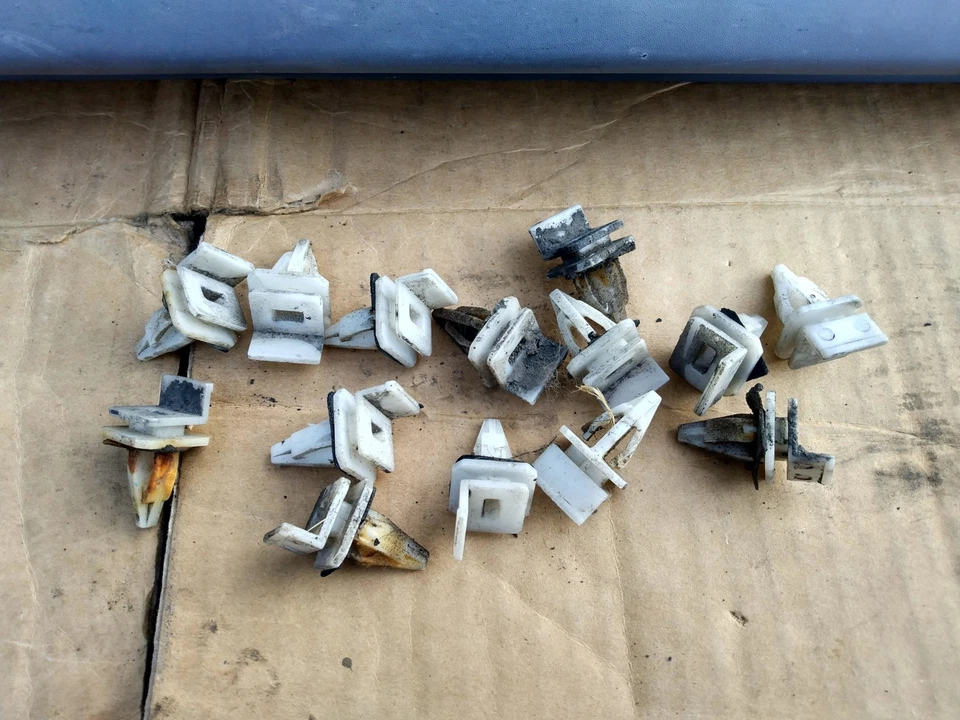 97-01 CRV слева справа рокер панели стороны юбки молдинг протектор 14 зажимов - Изображение 3 из 4