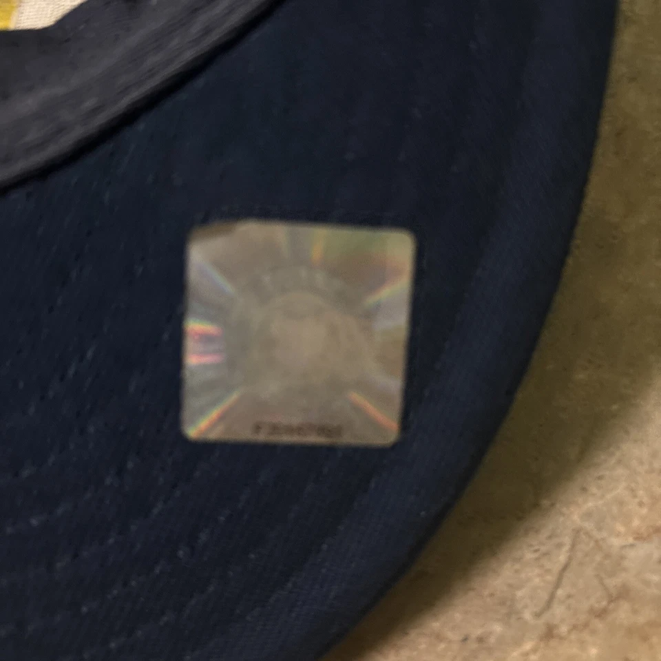 adidas University of Michigan Wolverines Fitted Hat L/XL 7 3/8 - Image 4 of 4