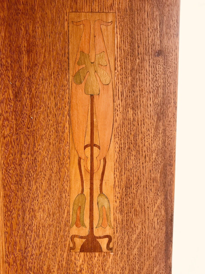 АНТИКВАРНЫЙ ДУБОВЫЙ СЕРВАНТ ИЛИ СЕРВЕР ДЛЯ ДЕКОРАТИВНО-ПРИКЛАДНОГО ИСКУССТВА С ОБОРУДОВАНИЕМ В СТИЛЕ МОДЕРН - Изображение 4 из 4