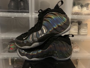 nike foamposite hologram