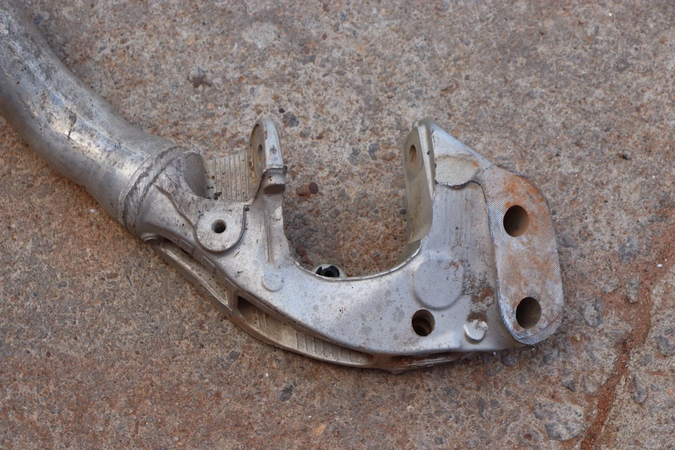 2008-2011 AUDI S5 4.2L A/T BERÇO DO MOTOR DIANTEIRO CROSSMEMBER SUBQUADRO FABRICANTE DE EQUIPAMENTO ORIGINAL - Imagem 3 de 4